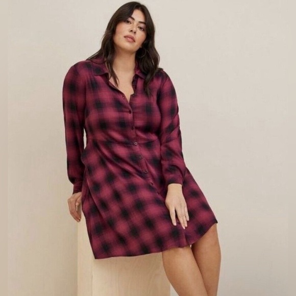 TORRID Long Sleeve Button Front Shirt Dress with Pockets! Size 1 (14-16) - Picture 1 of 12